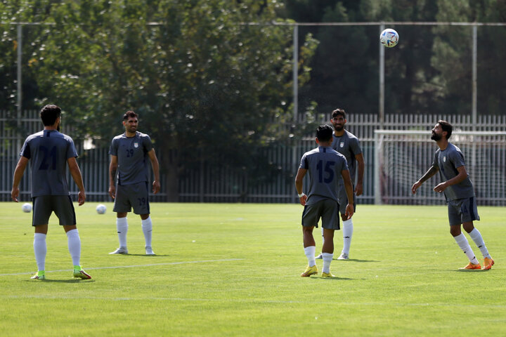 درخشان: تیم ملی به ثبات رسیده است/ به رنکینگ فیفا اعتماد نکنید