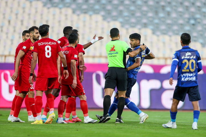 سلیمانی: داوری نه، بگویید فاجعه قرن/ عملکردمان با هیچ جای دنیا مطابقت ندارد