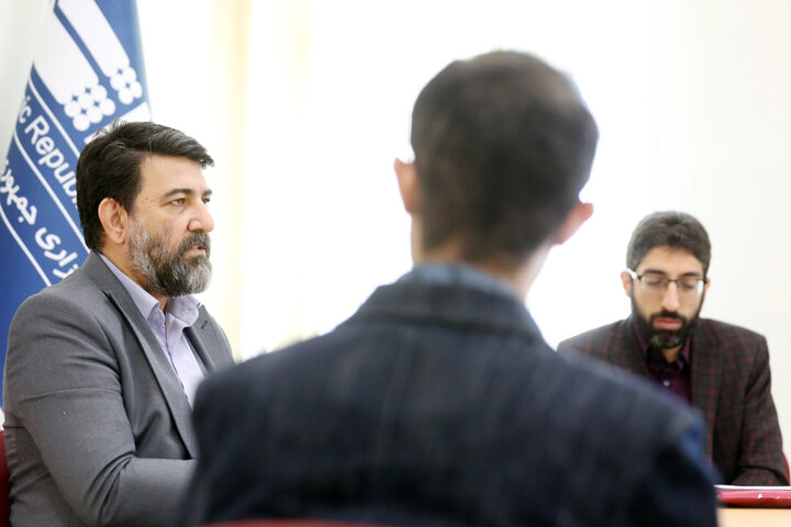 روشن تاریکخانه شرکتهای دولتی با افشای صورتهای مالی/ ایجاد شفافیت و پاسخگو شدن مدیران دولتی