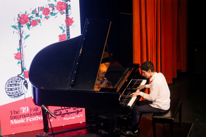 چاوشی تختی زمانه است/ مولانا اگر بود برایش شعر میخواند + فیلم