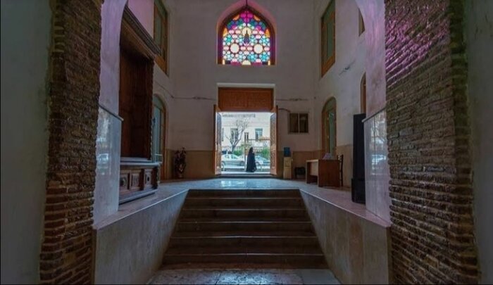سالخوردهترین مدرسه شهر میزبان گردشگران نوروزی