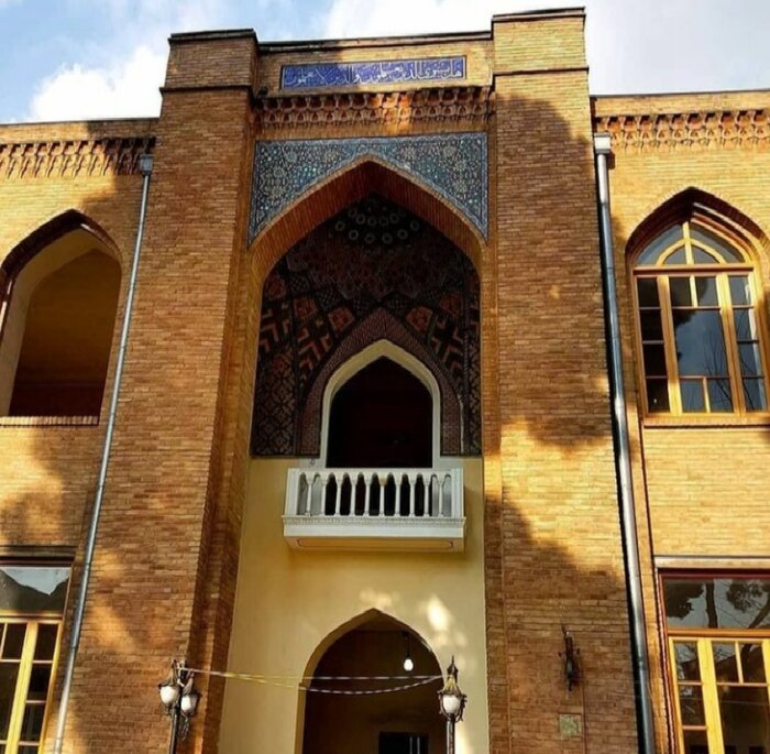سالخوردهترین مدرسه شهر میزبان گردشگران نوروزی