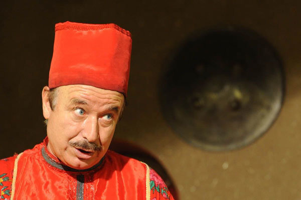 توضیح جواد انصافی از تفاوت بابانوئل و حاجیفیروز + فیلم