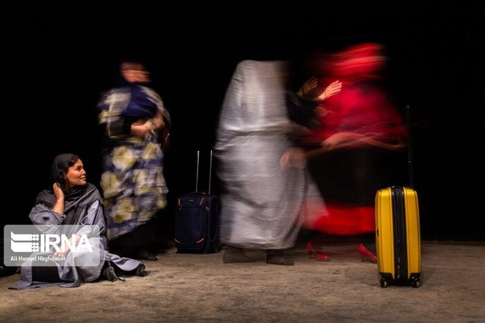 گشتی در حوزه نمایش؛ سالندار شدن تئاتر عروسکی تا وداع با مردی که شیفته ایران بود