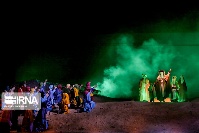 نقال پیشکسوت: بنیه دینی جامعه با روایتهای مستند تاریخی تقویت میشود