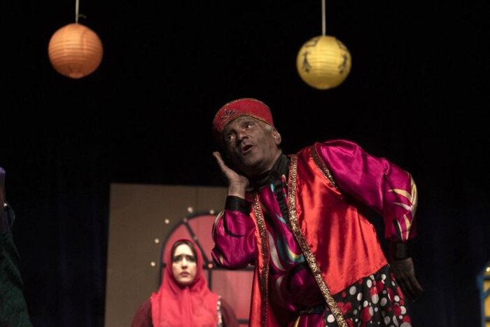 تئاتر رکورد زد؛ فروش ۵۲۷ میلیون تومانی با بیش از ۱۲ هزار مخاطب طی یک هفته