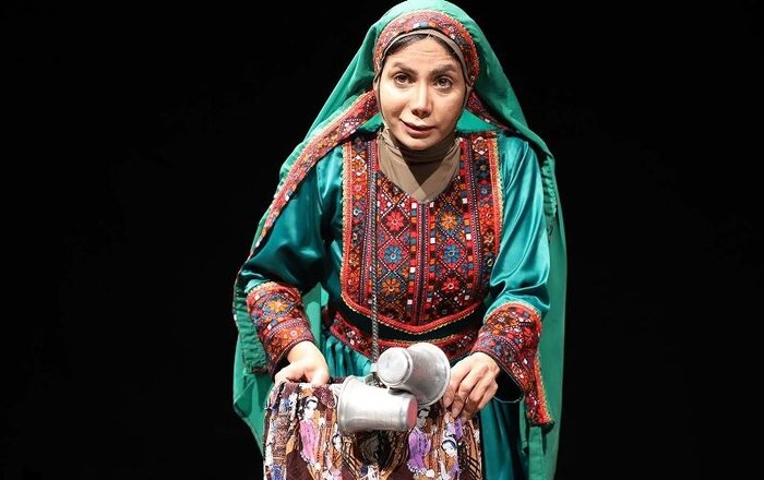 سایهگستری چتر معنوی محرم بر تالارهای نمایشی؛ ۲۱ تماشاخانه و ۴۱ نمایش