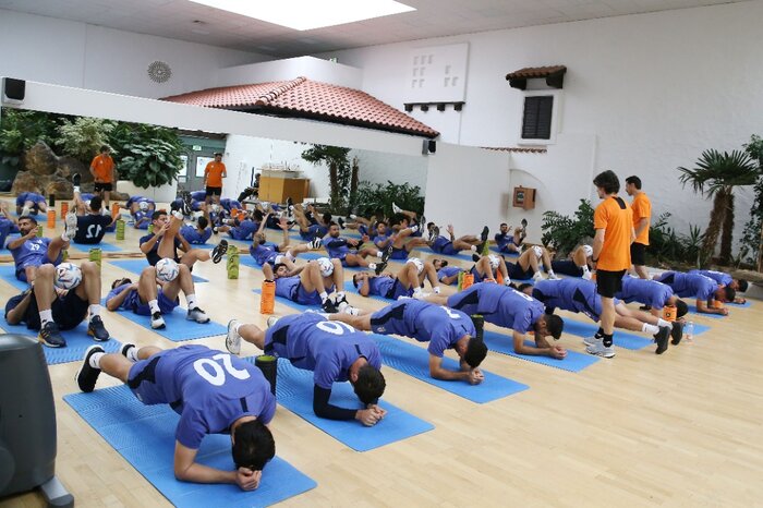 امیدواری کارشناسان به تیم ملی فوتبال/ مدالآوری رزمیکاران ایران