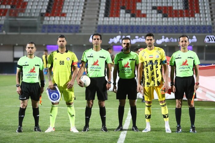 سه امتیاز طلایی استقلال از سیرجان؛ قلعهنویی دوباره به آبیها باخت