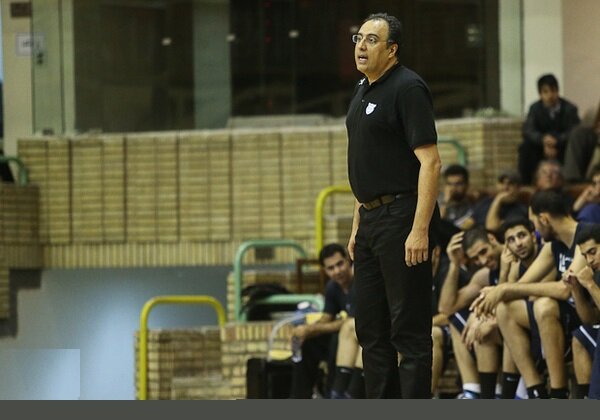 بازگشت پرسپولیس به صدر با کمک مطهری و نقشآفرینی قلعهنویی/تعریف از طارمی در شبی که ژاوی آب پاکی را روی دست پیکه ریخت