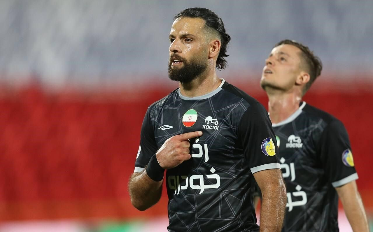 ادامه تعقیب و گریز سرخابیها در روز تاریخسازی یک بانو در منامه