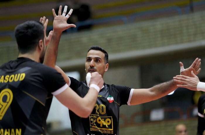 بازی نافرجام رسانههای غرب با شایعهای بیاساس و بند دردسرساز قرارداد استقلال و محبی