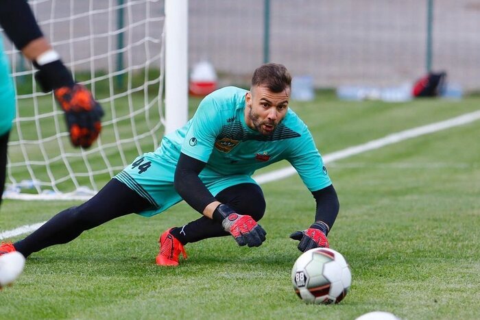 توپ و تشر کیروش بر سر رضائیان:فکر کردی کی هستی؟/نبرد انتقامی زارع با آکگل در قرقیزستان