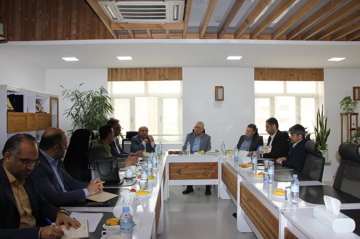 شبکه بانکی با حمایت بیشتری برای ایجاد خوشههای صنعتی در خوزستان مشارکت کند