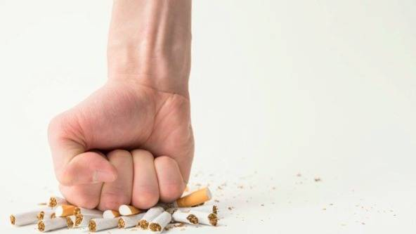 عاداتی که حتما باید بعد از ۴۰ سالگی ترک کنید