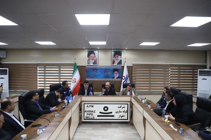 لزوم همافزایی لولهسازی اهواز و فولاد اکسین خوزستان/ دوری از حواشی در بنگاههای اقتصادی