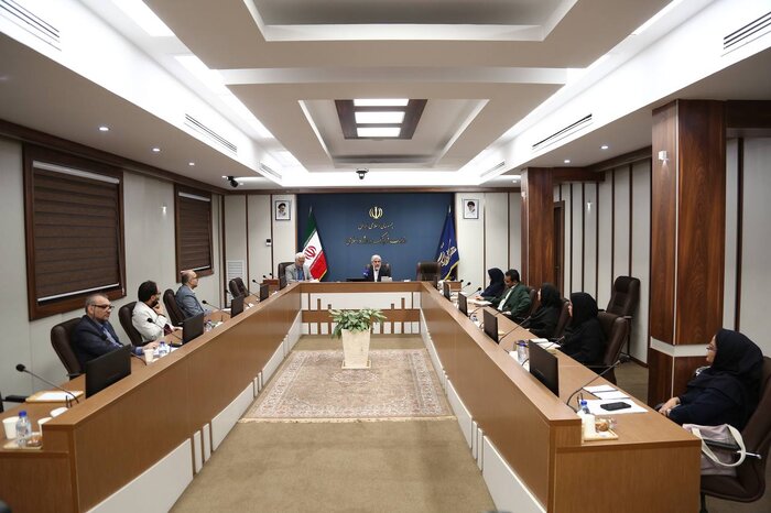 احمدوند: لزوم ثبت تمام اسامی به زبان فارسی/ موارد خلاف قانون پیگیری میشود