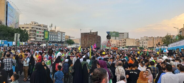 «مهمونی۱۰ کیلومتری غدیر»/ وقتی تفاوتها رنگ میبازد + فیلم و عکس/ در حال به روزرسانی