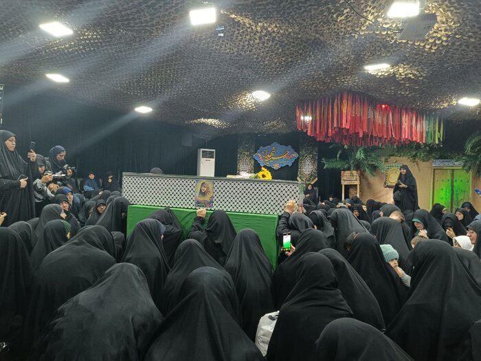 خونهای به ناحق ریخته تو را به ایستادگی واداشت