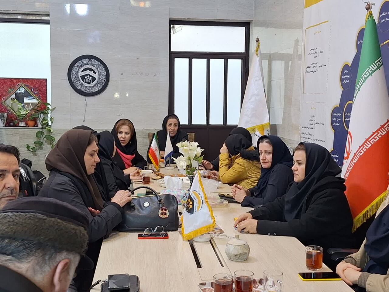 مشاغل خانگی البرز تکیه گاه درآمد خانوارهای بی سرپرست / صدور ۲۸۰۰ مجوز مشاغل خانگی البرز تکیه گاه درآمد خانوارهای بی سرپرست / صدور ۲۸۰۰ مجوز