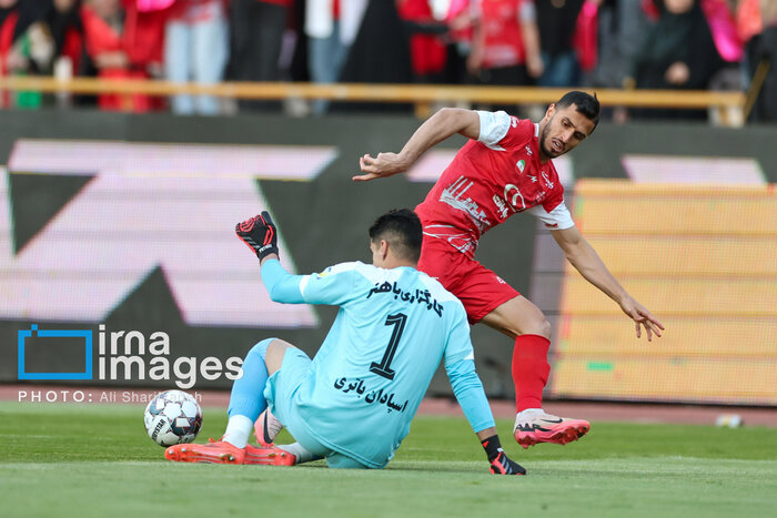 به بهانه پیشنهاد نجومی نیازمند پرسپولیس؛ کفته ترازو به نفع گندوز سنگینی میکند