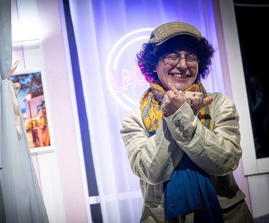 چهرهها در ویترین آثار نمایشی؛ از سارا بهرامی تا آزاده صمدی و صابر ابر