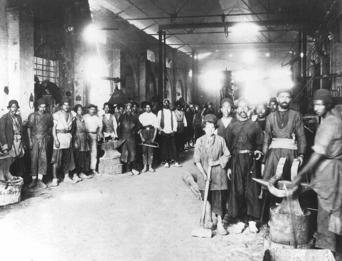 وقتی بوی نفت از دل تاریخ برخاست