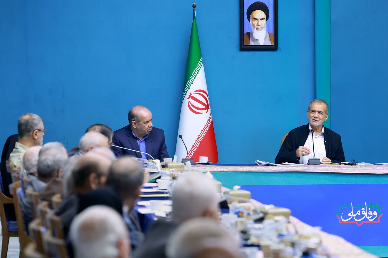 پزشکیان: خبرهای خوبی در زمینه سلامت، رفع ناترازیها و بهبود روابط خارجی داریم پزشکیان: خبرهای خوبی در زمینه سلامت، رفع ناترازیها و بهبود روابط خارجی داریم