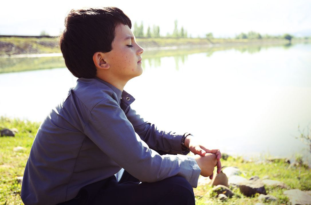 بازیگر کودک «ماهی در قلاب»: دوست کارگردان من را به فرزندخواندگی پذیرفت