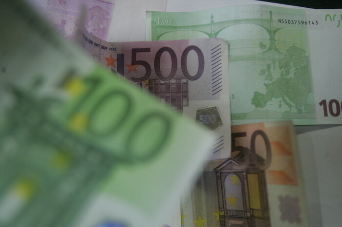 بازگشت ۳۵میلیارد یورو ارز صادراتی به چرخه اقتصاد