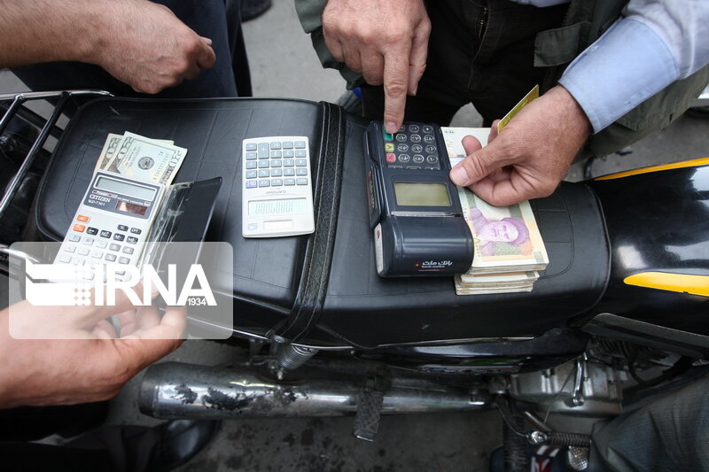 بانکداری و چالش اعتبار مصرفکننده بانکداری و چالش اعتبار مصرفکننده