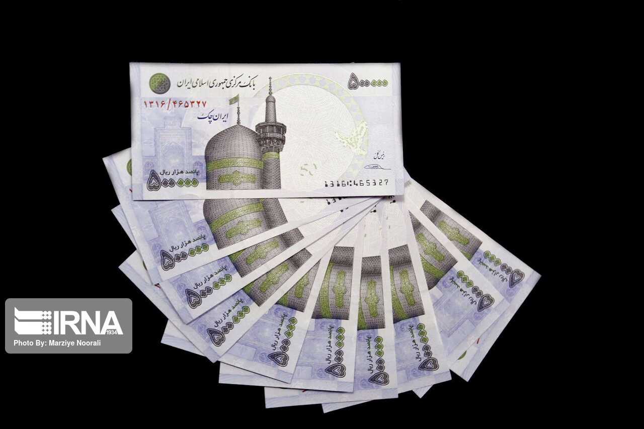 13 مدیربانکی متعهد به پرداخت وام بدون ضامن شدند