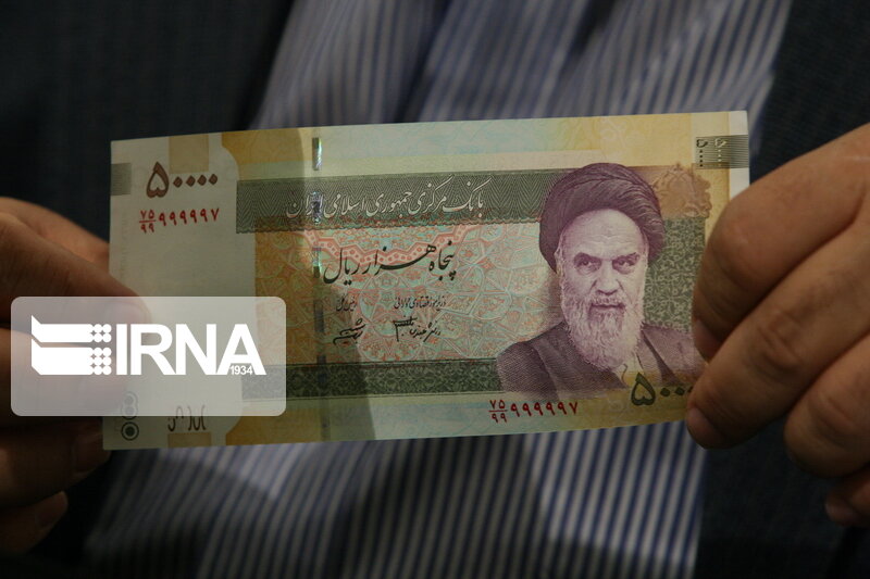 Iran gov’t approves slashing four zeros from national currency