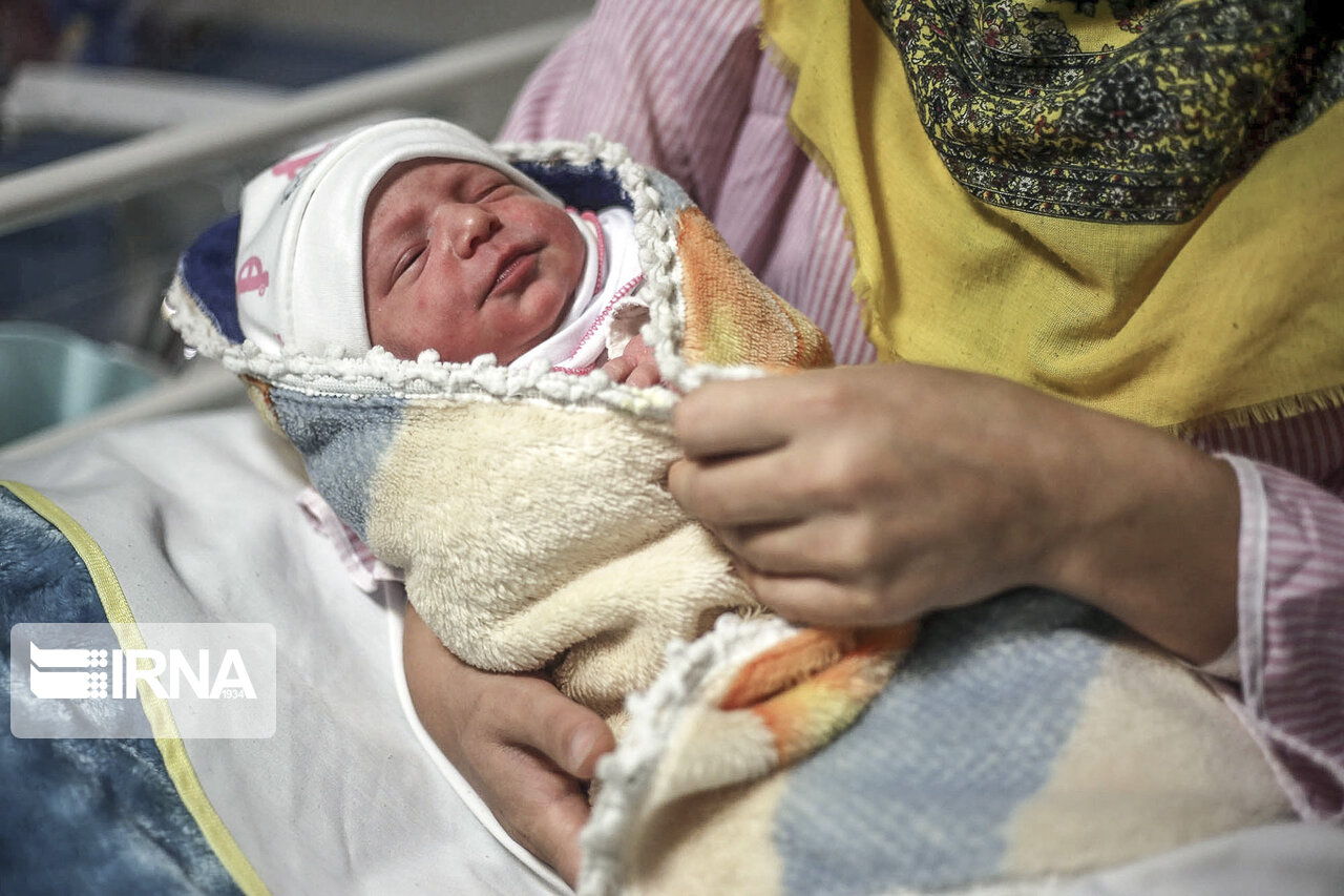 ۳۴ نوزاد از مادران مبتلا به کرونا در جنوب کرمان متولد شد