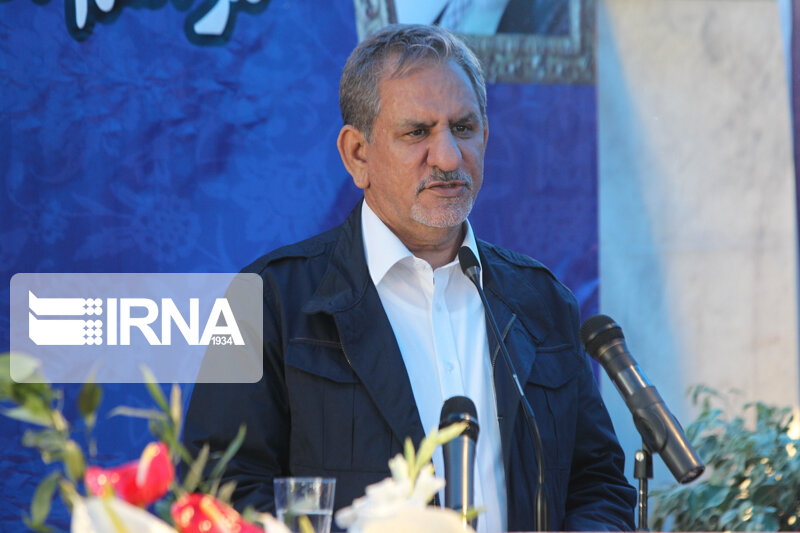 جهانگیری: عدهای در کشور مامور از بین بردن روحیه هستند