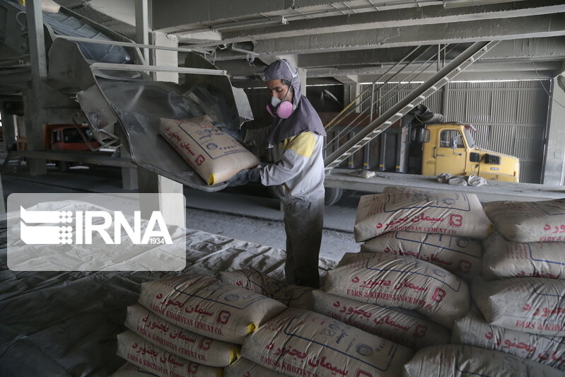 قیمت جدید سیمان در هفته جاری تعیین تکلیف میشود قیمت جدید سیمان در هفته جاری تعیین تکلیف میشود