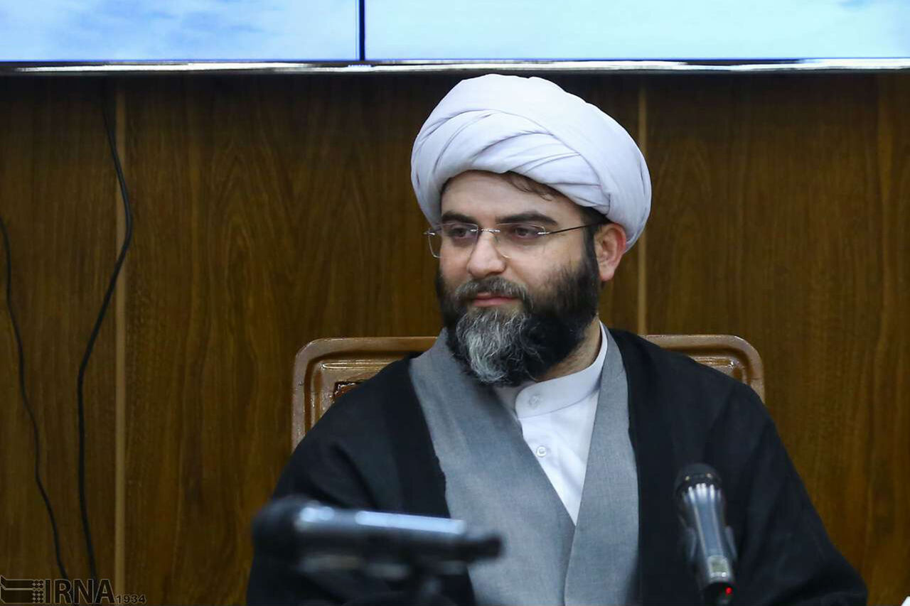 لازمه ایجاد فرهنگ زکات استفاده از ابزارهای هنری و رسانهای است