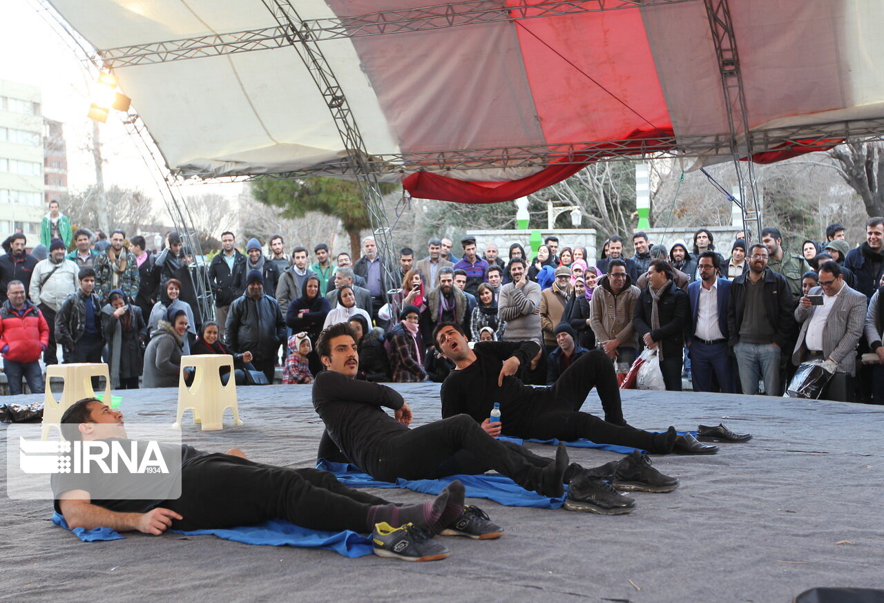 ۳۰۳ اثر به دبیرخانه جشنواره بین‌المللی تئاتر خیابانی مریوان ارسال شد

