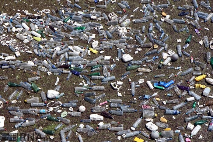 ریزپلاستیکها؛ آلایندههای نامریی و تهدیدی جدی برای محیط زیست