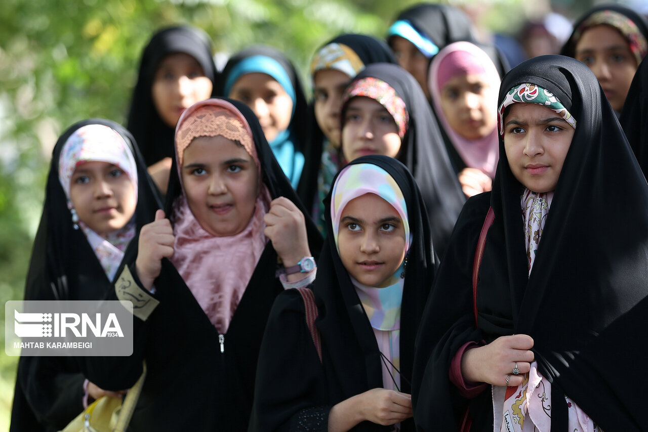 طرح فرهنگی و هنری ترویج حجاب و عفاف در کرج برگزار شد 