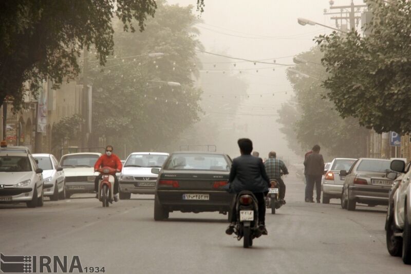 آسمان تهران امروز و فردا غبارآلود است
