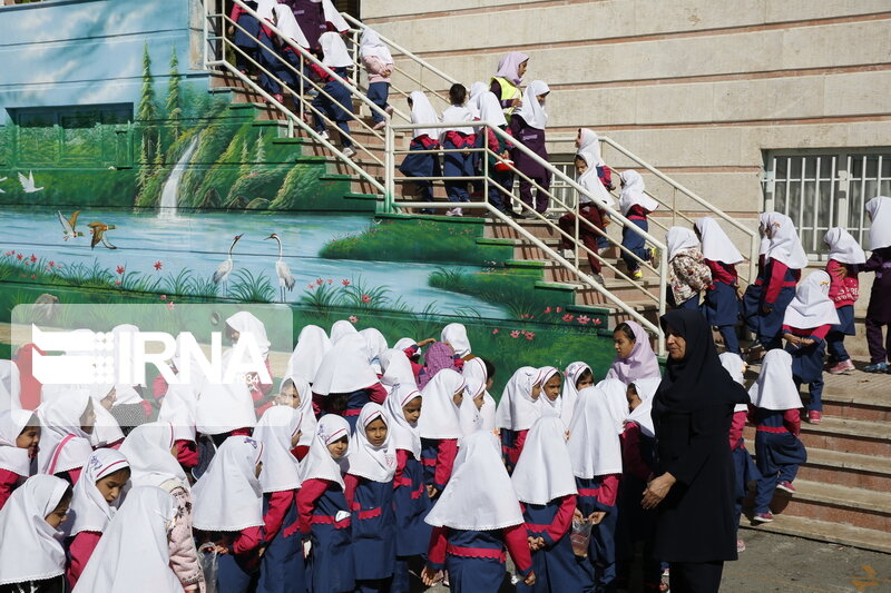 استاندار: ساخت ۱۰۰ مدرسه در سفر دوم رییس جمهور برای  البرز تصویب شد