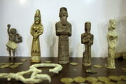 ۱۰۲۶ قطعه اشیا تاریخی و بدل در فارس کشف شد