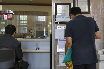استاندار: بانک های البرز در قبال مردم به وظایف خود عمل کنند