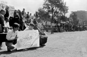 سالروز بازگشت آزادگان به کشور ورود نخستین گروه از آزادگان به کشور ورود نخستین گروه از اسرا به کشور ورود آزادگان به کشور ورود اسرا به کشور