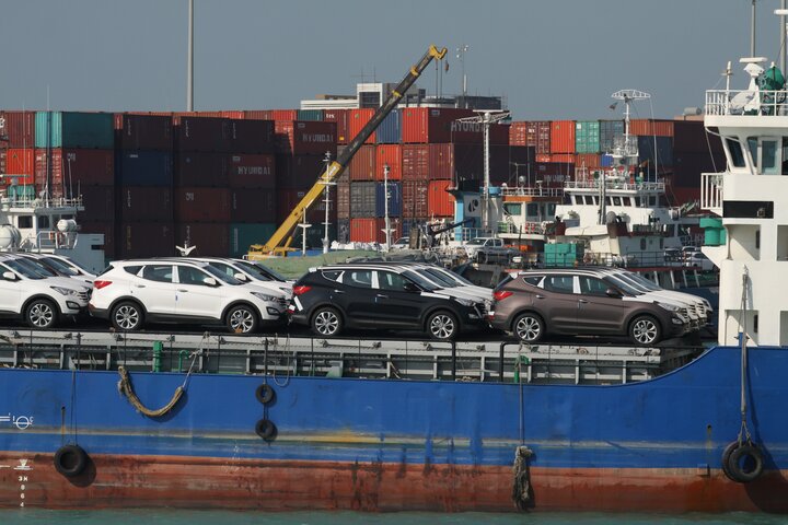 لزوم واردات خودروهای ارزان/ سهم قطعهسازان در گرانیها/ نقش نعمتزاده در انحصار بازار خودرو