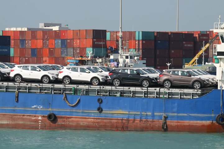 کاهش قیمتها در بازار خودرو تداوم دارد/ پراید به زیر ۲۰۰ میلیون تومان بازگشت