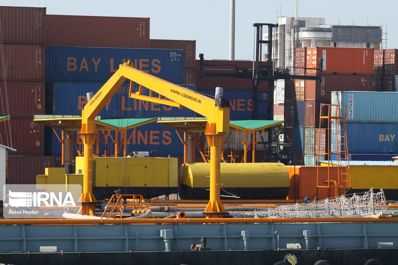 همتی: ثبات نسبی به اقتصاد ایران بازگشت همتی: ثبات نسبی به اقتصاد ایران بازگشت