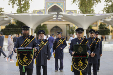 آیین برافراشتن پرچم سیاه حرم احمد بن موسی شاهچراغ(ع)