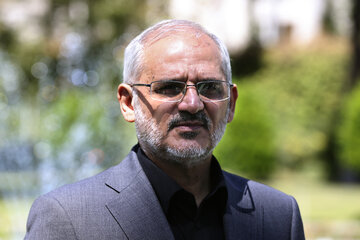 وزیر جدید آموزش و پرورش به مشهد سفر کرد